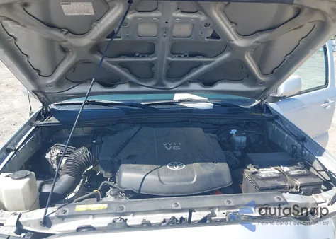 2010 Toyota Tacoma Prerunner V6 из США, поврежденный, VIN 3TMJU4GN3AM093600